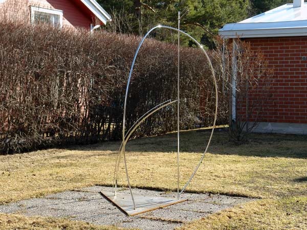 Kari Huhtamon veistosnäyttely Rovaniemen yliopistolla - KARI HUHTAMON TAIDESÄÄTIÖ